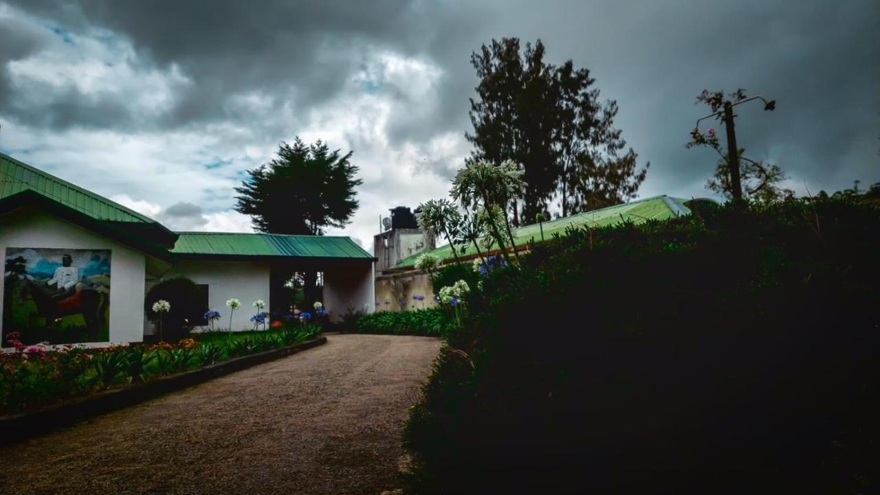 The Grand Pavilion Hotel Nuwara Eliya Exterior photo